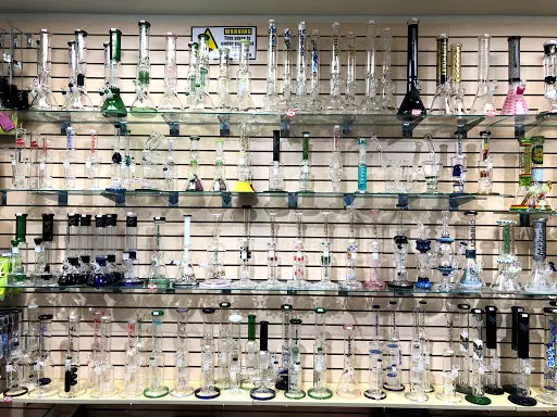 Bloor Gift & Smoke - Head Shop-Bong and Vaporizer shop