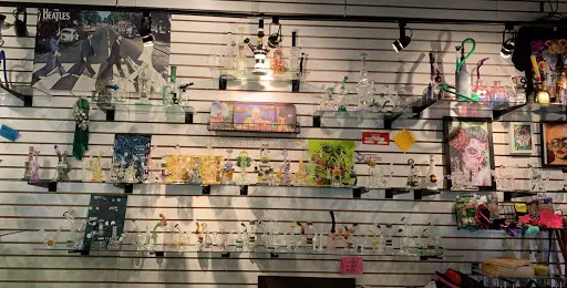 vape shop broadmead B-Town Vapes & Glass main image 1