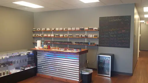 Chuckin' Clouds Vape Shop | CBD Shop in Clarksville, Tennessee