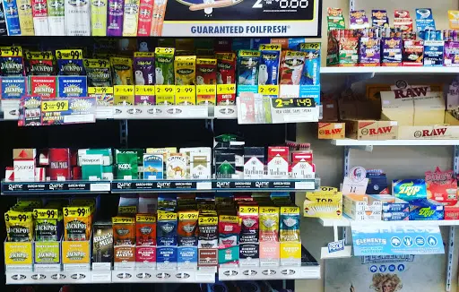 tobacco accessories and gifts shop D'z Shop tobacco accessories & gifts