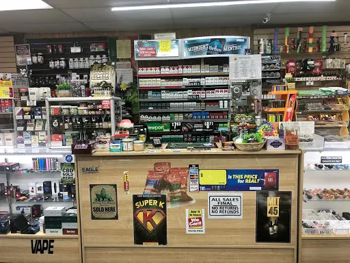 Discount Smoke Vape CBD Delta8 THC Water Pipe Kratom Opms River Oaks  Dispensary Shop | CBD Shop in River Oaks, Texas