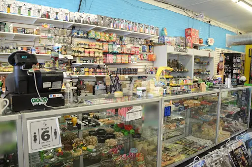 Happy Daze Gift Shop LLC | CBD Shop in Springfield, Illinois