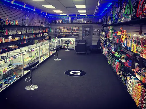 Hard Rock Smoke And Vape | CBD Shop in Chicago, Illinois