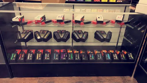 I C Tobacco & Vape
