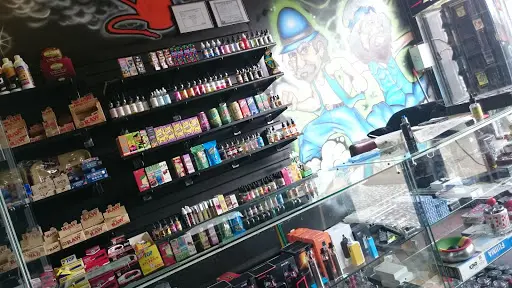 Puffit Smoke & Vape Shop Chicago | CBD Shop in Chicago, Illinois