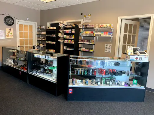 Puffy's Vapor Lounge