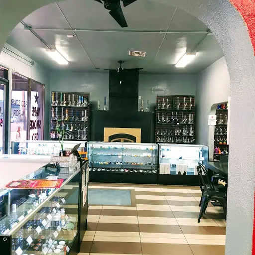 star smoke and vape photos Red & CBD FLAVOUR:GOLDEN TOBACCO (PROV-TAX) how much do juul airflow