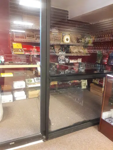 SMOKE & VAPE | CBD Shop in Fayetteville, Georgia