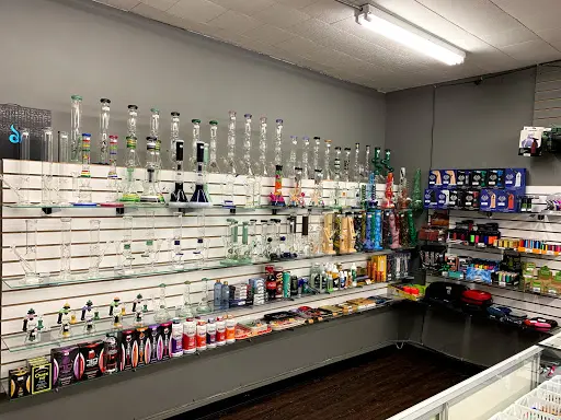 V.Y.R.T. GLASS AND VAPES, Kratom, CBD and Hookah Store