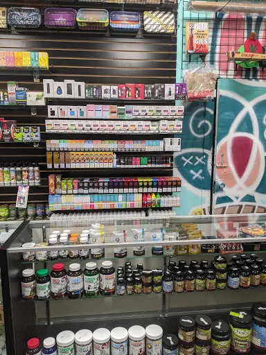 VITRUM SMOKE SHOP