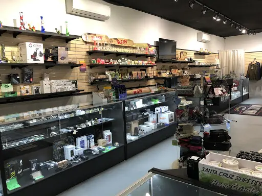 Warmland Cannabis Centre | CBD Shop in Duncan, British Columbia