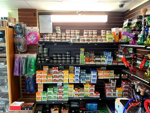 B More Tobacco Outlet & Smoke Shop