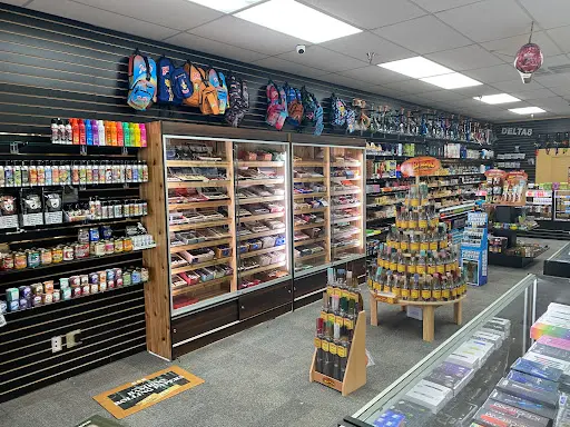 CAVE SMOKE SHOP | Headshop in Cambridge, Maryland
