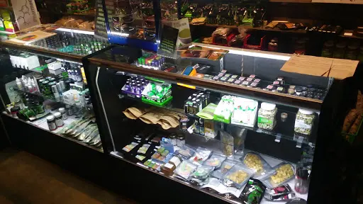 Common Sense | Headshop in Sioux Falls, South Dakota