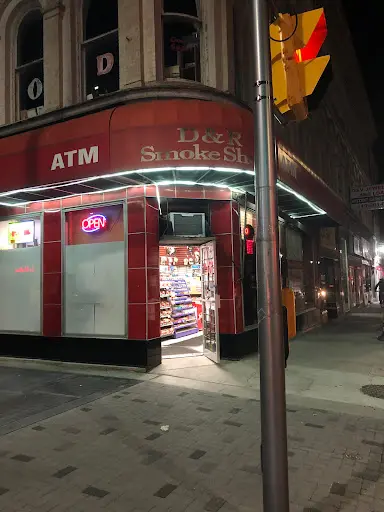 D&R Smoke Shop storefront at 163 Dundas Street London Ontario