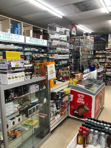 tobacco and beer outlet Henard's 1 Stop - CLOSED, 300 E Sunflower Rd A, Cleveland, MS 38732, US Outlet Bar by Truck &