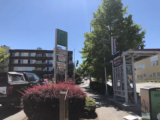 Global Smoke & Vape Shop | Headshop in Seattle, Washington