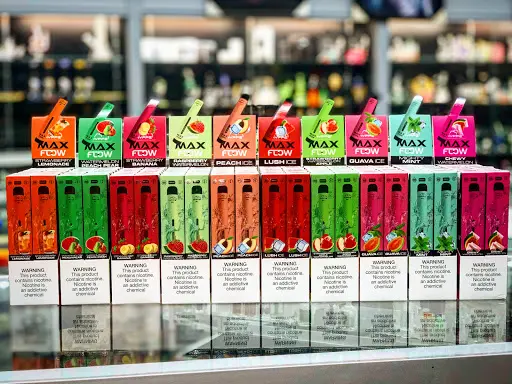 Leaf Tobacco Smoke And Vape | Headshop in Canoga Park, California