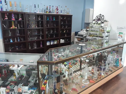 Max's Vape Shop | Headshop in Tacoma, Washington
