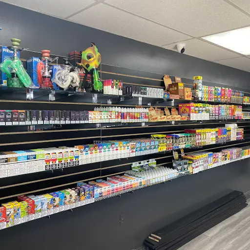 juul compatible charger Royal Smoke Shop - Akron