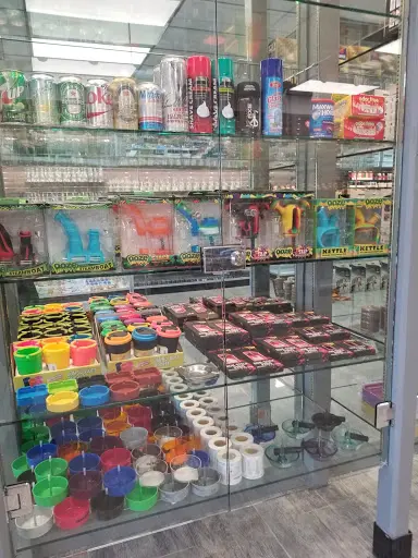 Sky High Smoke Shop | Headshop in Chandler, Arizona