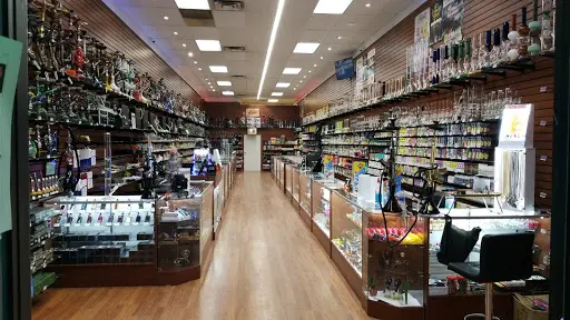 Smoke buddy's tobacco outlet