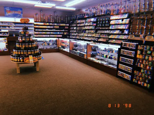 USA Smoke Shop | Headshop in Orlando, Florida