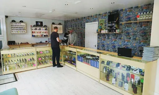 vape shop wirral Vuse Go 700 Disposable Vape Watermelon Ice 3% main image 0