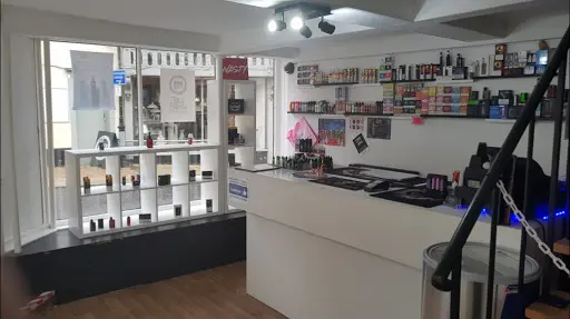 vape shop diss Diss Joos by Flawless & Creamy Clouds 120ml – Vape Junction main image 0