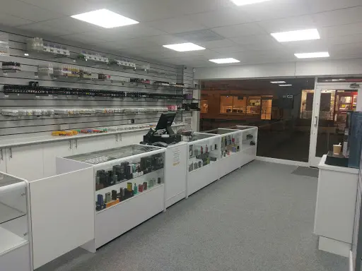 vap'station puilboreau Tobacco Hut & Vape Shop Fine Cigars, Warrenton main image 0