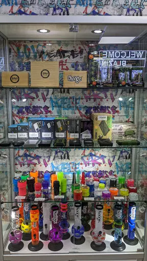 vape shop tonypandy Blazin Vapourz