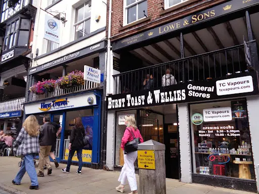 TC Vapours - Chester