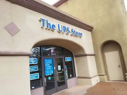 King Tobacco - Cigars, Vapes & Glass | Vape Shop in Thousand Oaks, California King Tobacco - Cigars, Vapes & Glass | Vape Shop in Thousand Oaks, California