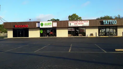 Alien Smokeshop