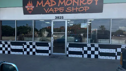 planet smoke and vape Mad Hits™ – Styled 510 Vape Battery Collections main image 0