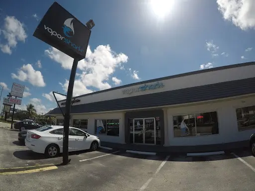 elfbar nachfll pod luft aus Vape On King - Vape Shop Hamilton - Vape Store Ontario - Vape Juice -  E-liquid - Disposable - Reviews, Photos & Phone Number - Updated May 2026 - Vape  Shops in Hamilton, Hamilton
