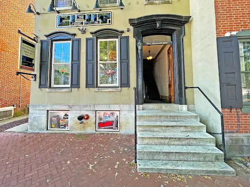 Clout Gallery | Vape Shop in West Chester, Pennsylvania