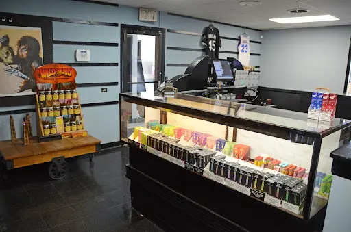 elfbar nachfüll pod läuft aus CBD Store Decatur GA main image 0