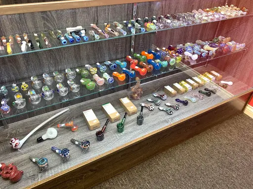Wonderland: The Hemp Store | Vape Shop in Fargo, North Dakota