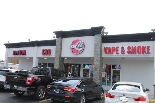 elfbar nachfüll pod läuft aus THE REFINERY VAPING COMPANY - Updated May 2026 - 29 Photos & 12 Reviews -  423 Eugene Ct, Greensboro, North Carolina - Vape Shops - Phone Number main image 0