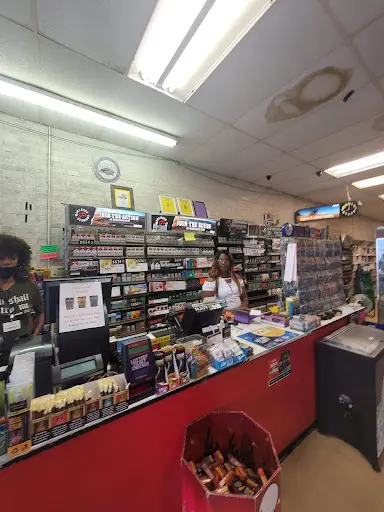 Tobacco SuperStore #03