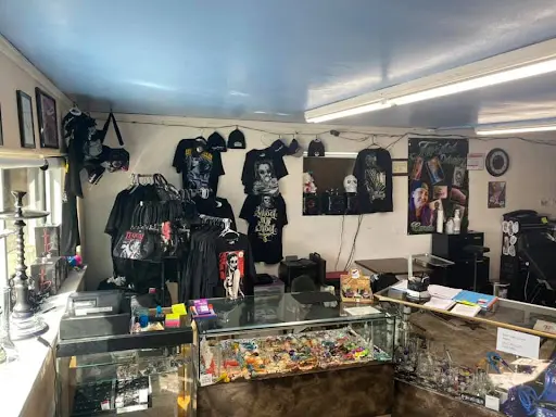 elfbar nachfüll pod läuft aus Local Vape – Folkestone Vape Shop – Your Local Vape Shop – Folkestone main image 1