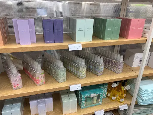 elfbar nachfüll pod läuft aus Pine Tobacco & Vape in Spartanburg, SC United States main image 1