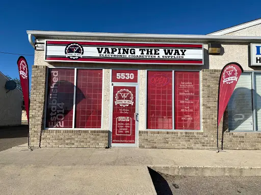 vape shop rochdale Luckee Disposable Vape - Kiwi Strawberry (20mg/ml, 2ml) main image 0