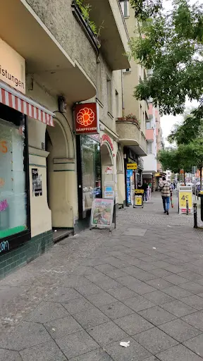 Dämpfchen: E-Zigaretten & E-Liquids in Berlin Neukölln