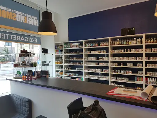 vape halle E Zigaretten Shop Halle Herzlich willkommen, @m.y.vape!✌️ Ab sofort findet  ihr den Spezialisten für E-Zigaretten und das passende Zubehör im  Untergeschoss! #leipzighauptbahnhof #thisisleipzig #weloveleipzig  #ahoileipzig #hypezig #leipzigliebe main image 1