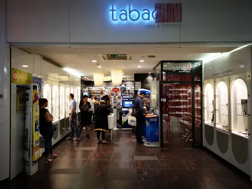 vape la defense THE BEST 10 Vape Shops in LA DÉFENSE, HAUTS-DE-SEINE, FRANCE - Updated 2026  - Hours main image 1
