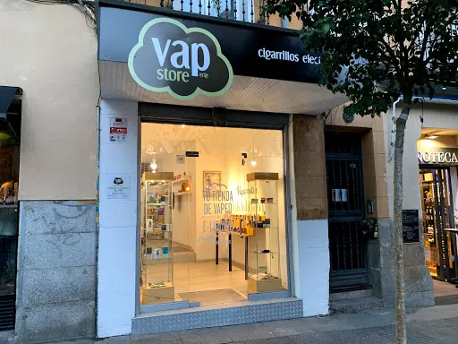 elfbar nachfüll pod läuft aus CenterVap Vape Shop - Picture of Fuengirola, Costa del Sol main image 1