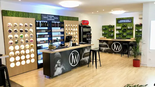 vape hyeres Vape'N Joy - Articles pour vapoteurs, 28 av Alphonse Denis, 83400 Hyères  (France) main image 1