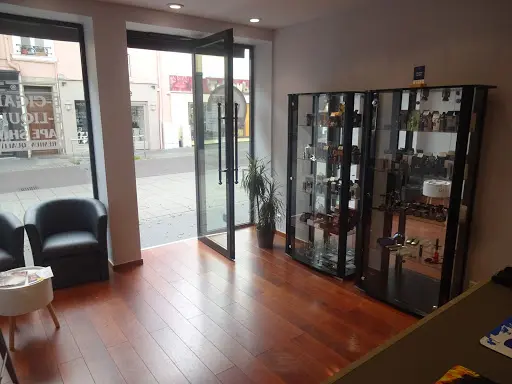 JoHa Vape St Nazaire - Cigarette électronique et CBD